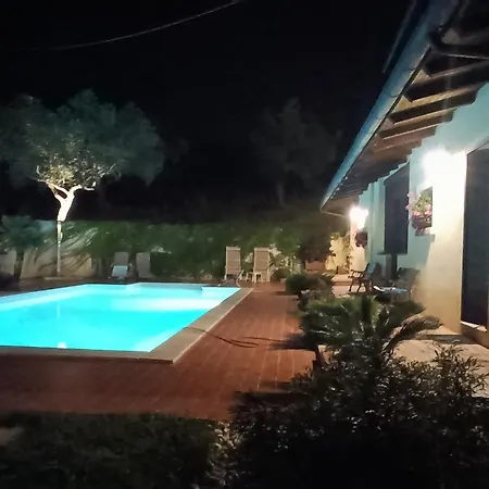 Santa Lucia Bed & Breakfast *
